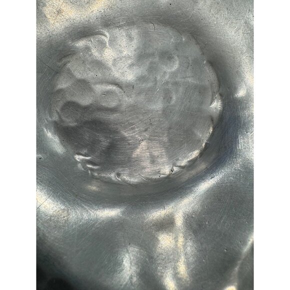 Silver tone BSb Handmade Norway Cromwell Aluminium Decorative Baskets Set of 2 - Picture 2 of 8